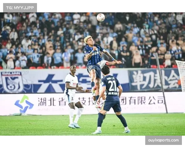 武汉三镇5进球4失球数据中游 莫拉战术体系初见成效 武汉三镇5进球4失球数据中游 莫拉战术体系初见成效